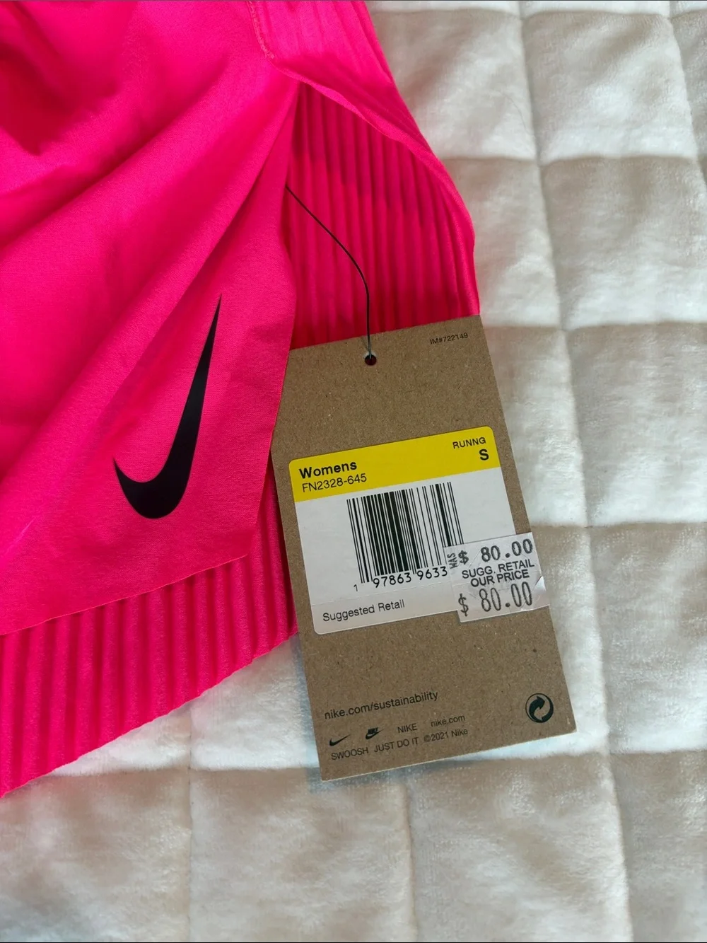 Nike perform your